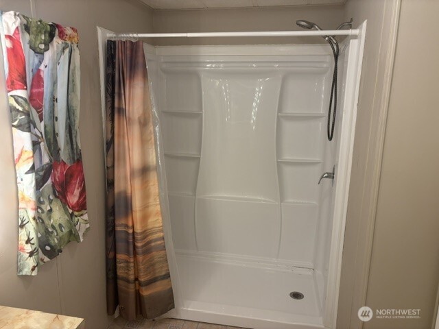 700 Nw Crosby Avenue 192 Property Photo 9