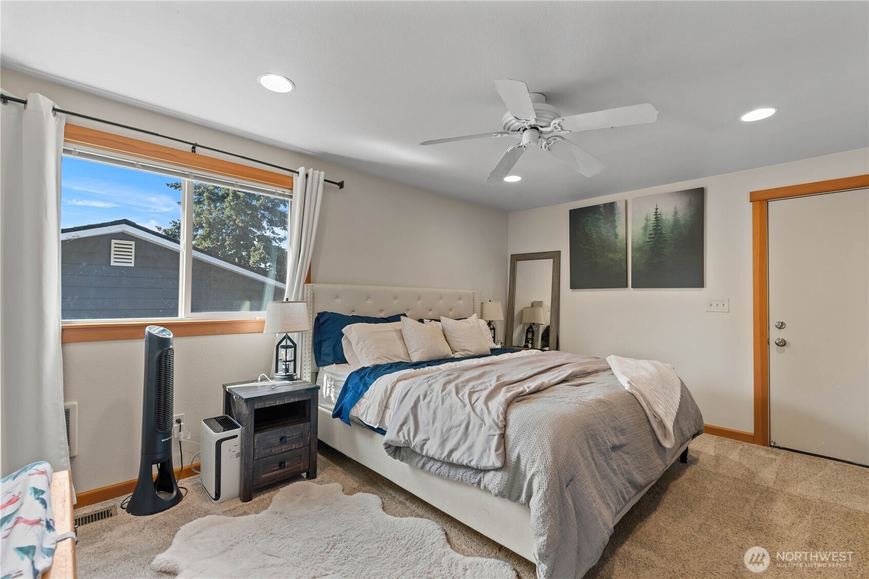 27 31st Street Property Photo 16