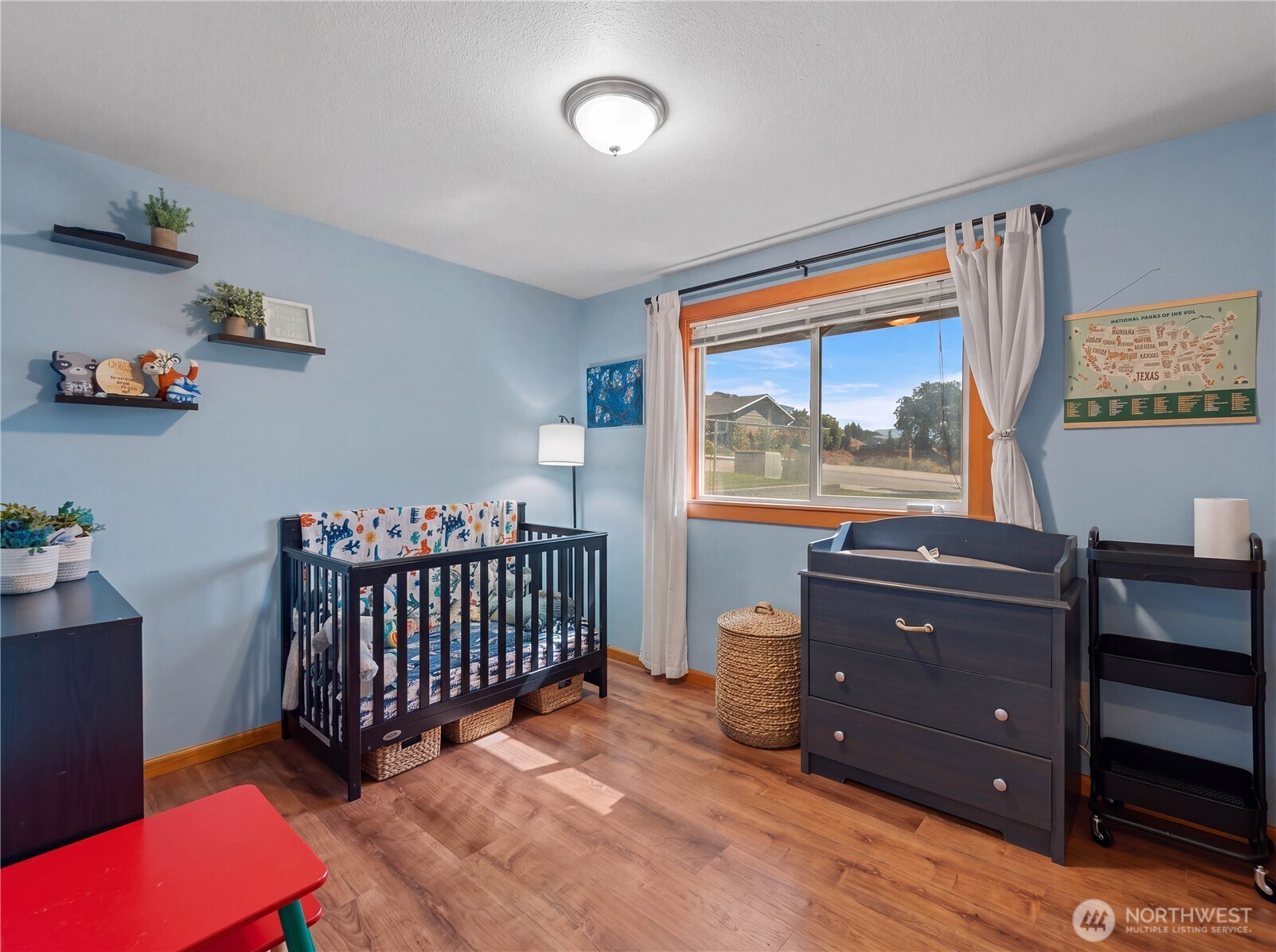 27 31st Street Property Photo 25