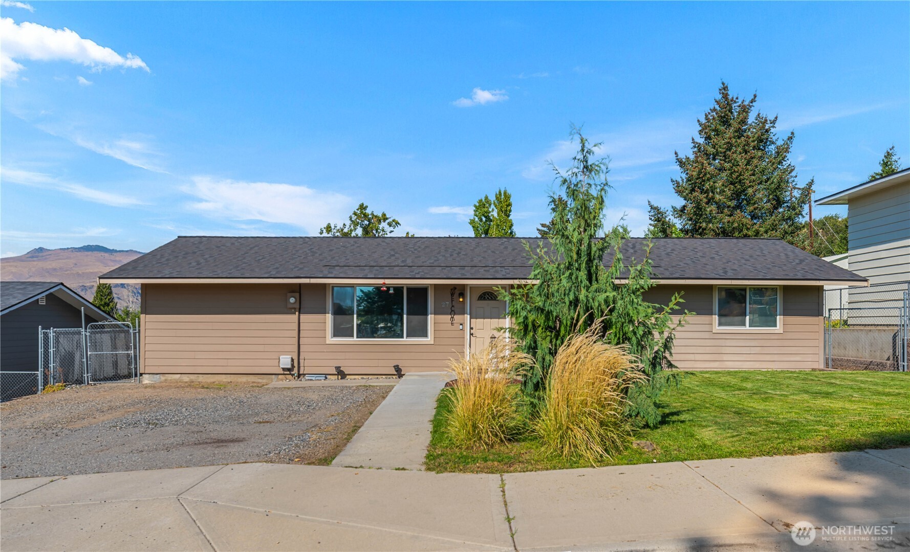 27 31st Street Property Photo 40