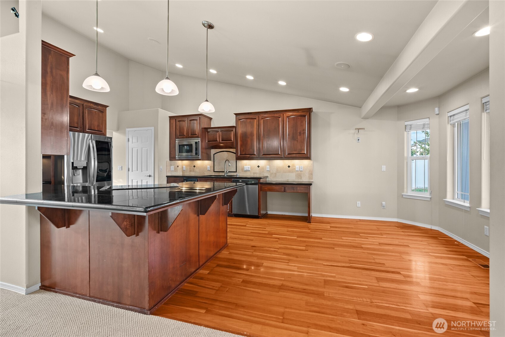 1800 Sw Union Street Property Photo 11