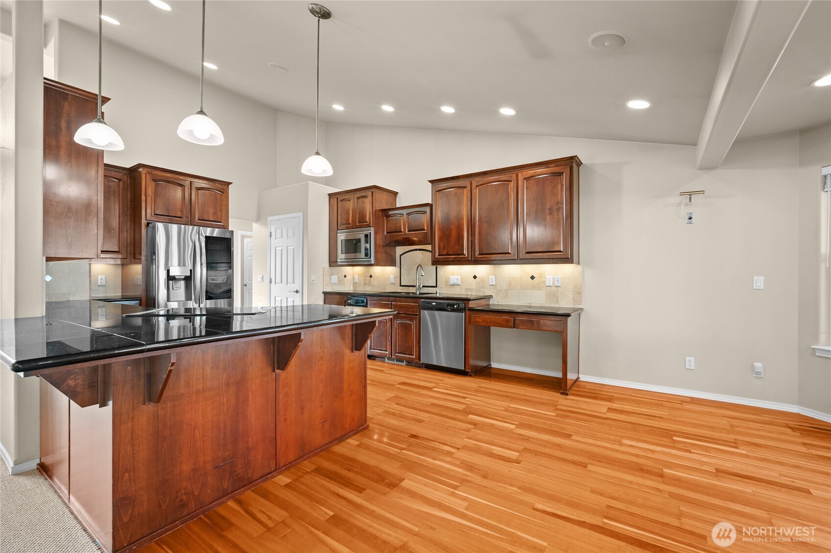 1800 Sw Union Street Property Photo 12