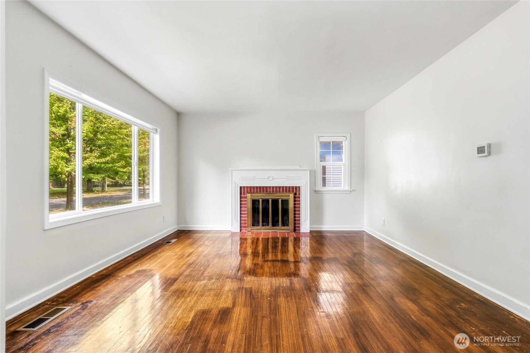 1222 Bonsella Street Property Photo 2