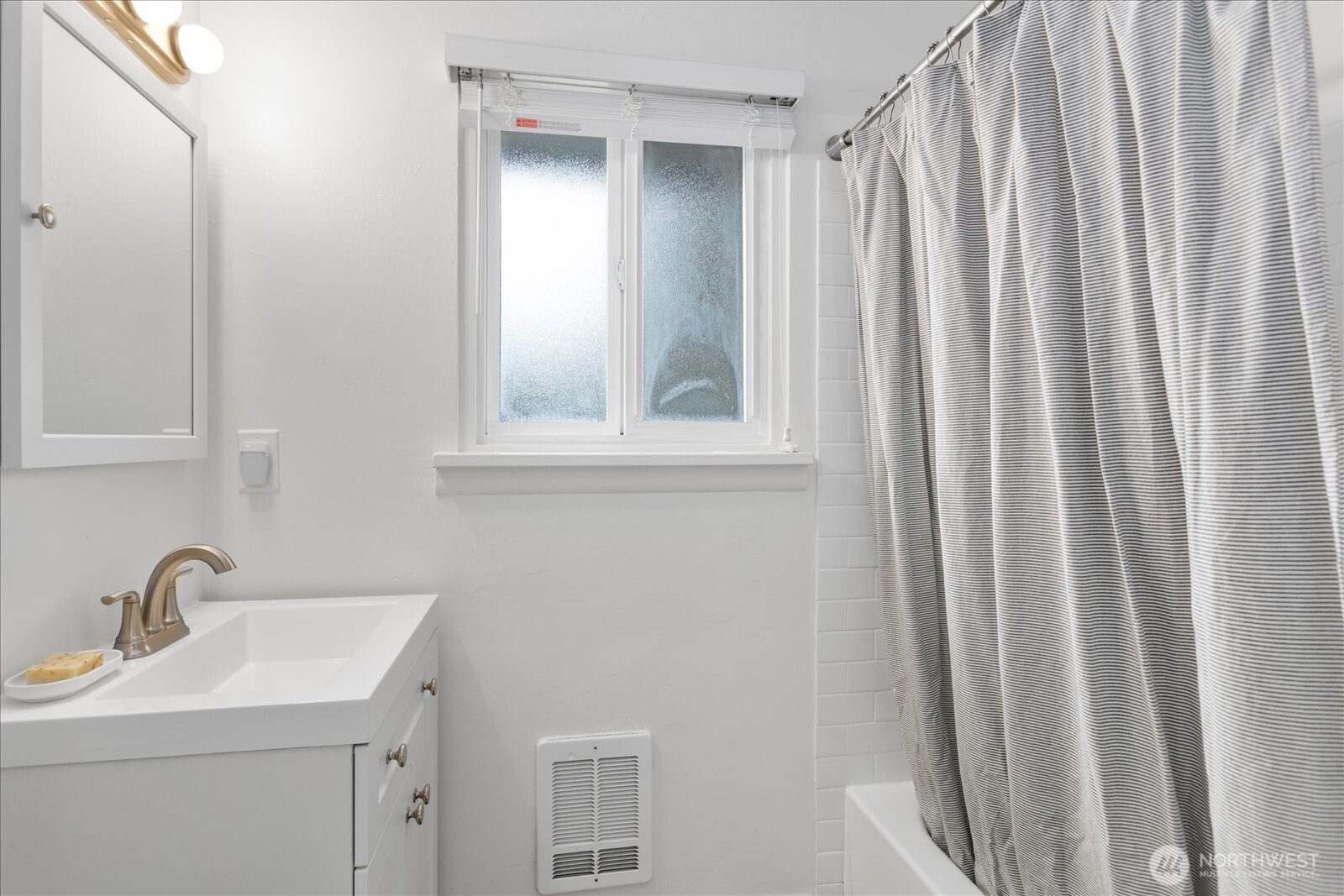 619 93rd Street Property Photo 23