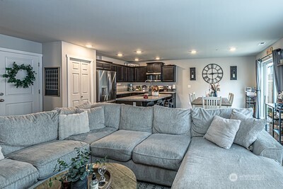 18706 108th Avenue 667 Property Photo 8