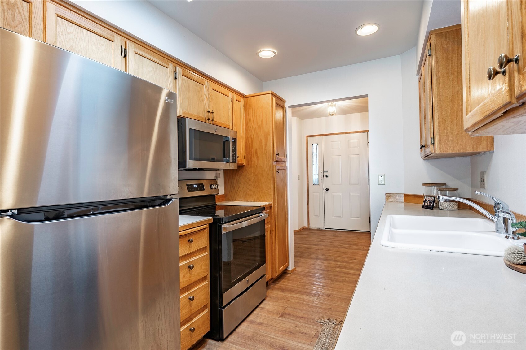 4855 N Village Lane B Property Photo 11