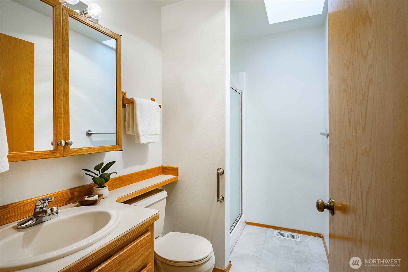 4855 N Village Lane B Property Photo 21