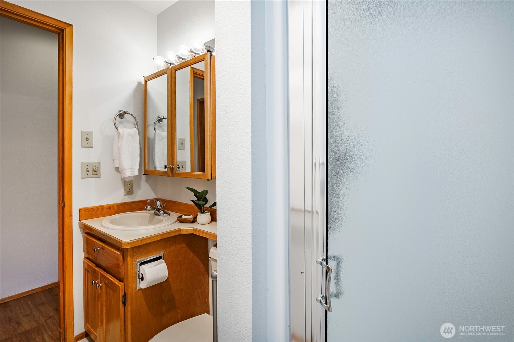 4855 N Village Lane B Property Photo 22