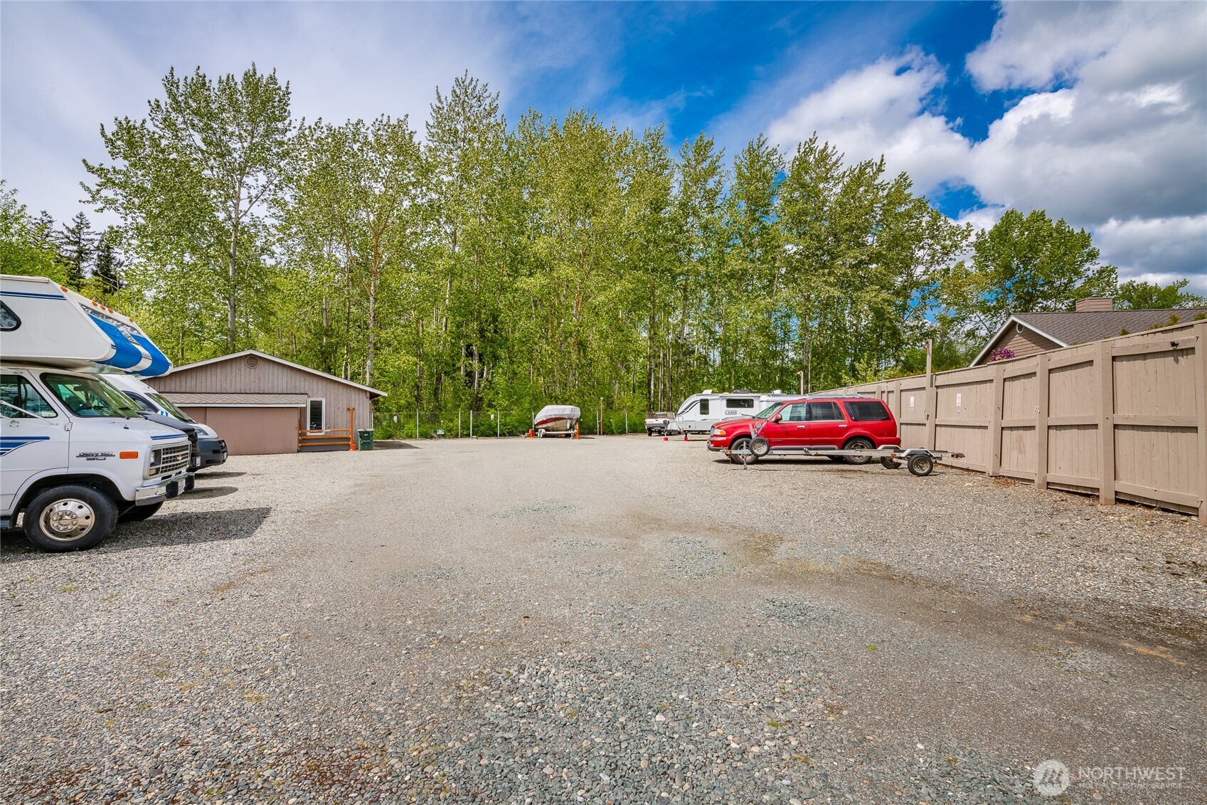 4855 N Village Lane B Property Photo 35