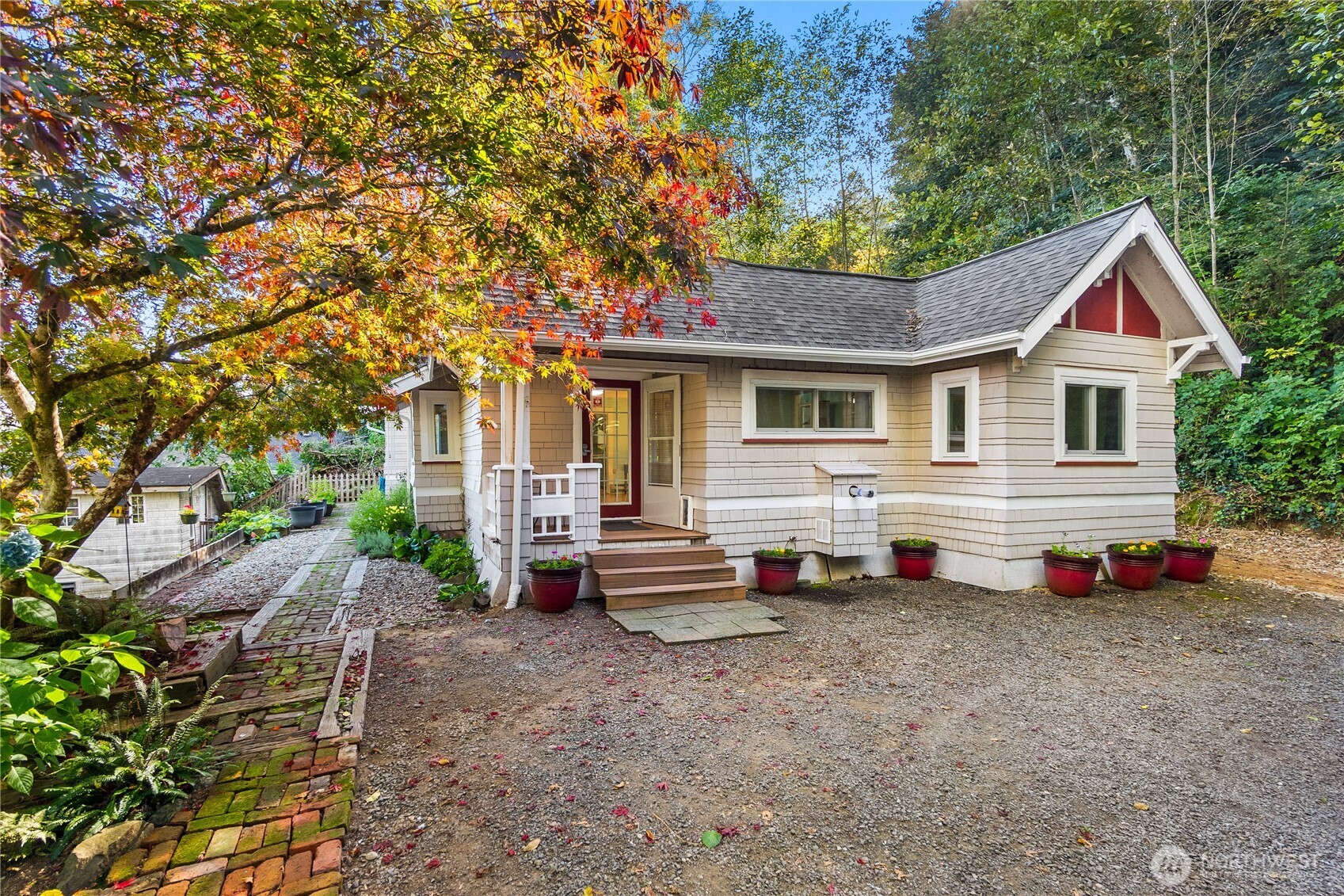 617 5th Avenue Property Photo 1