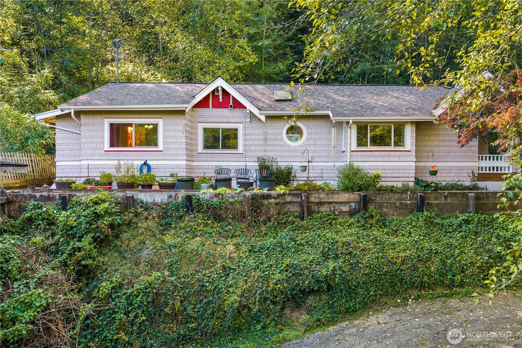 617 5th Avenue Property Photo 26