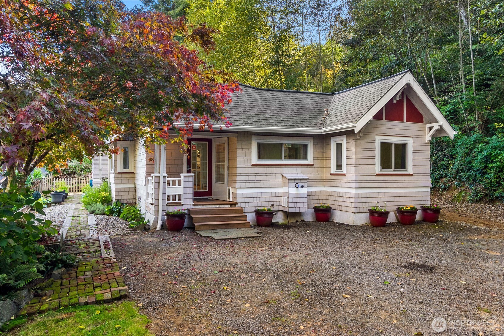 617 5th Avenue Property Photo 30