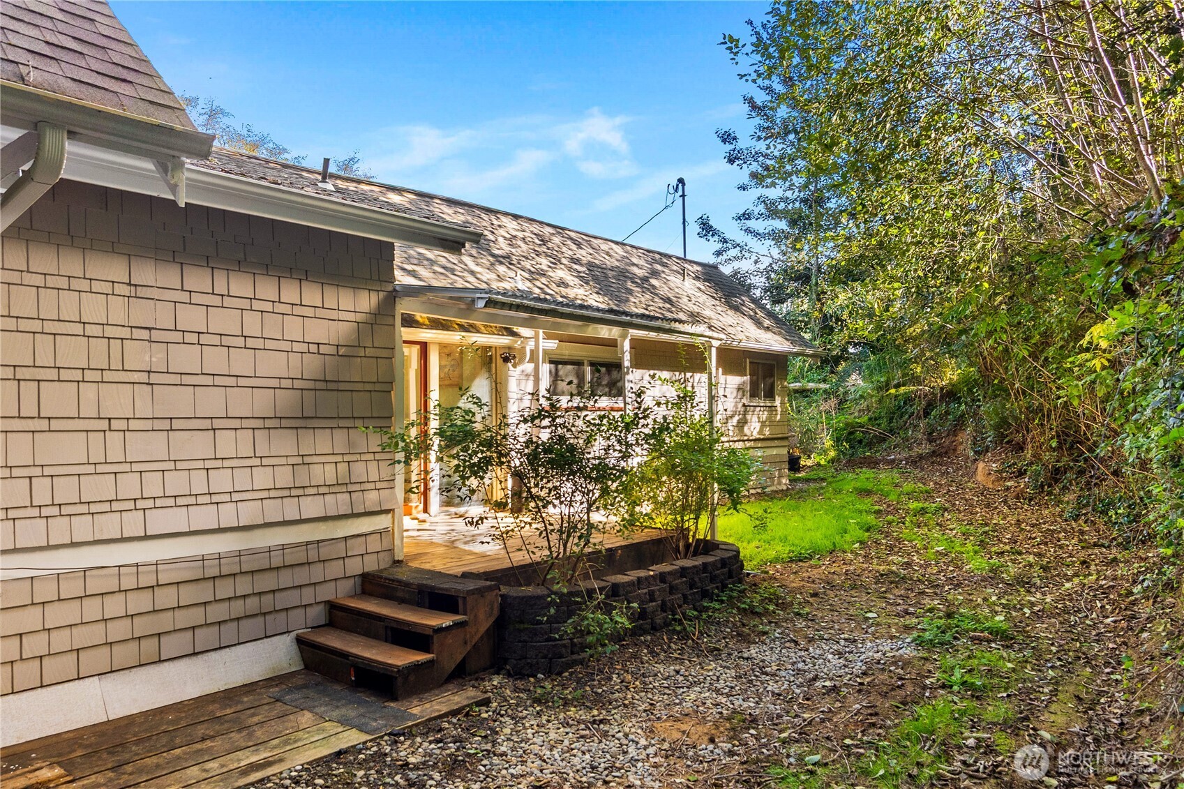 617 5th Avenue Property Photo 31