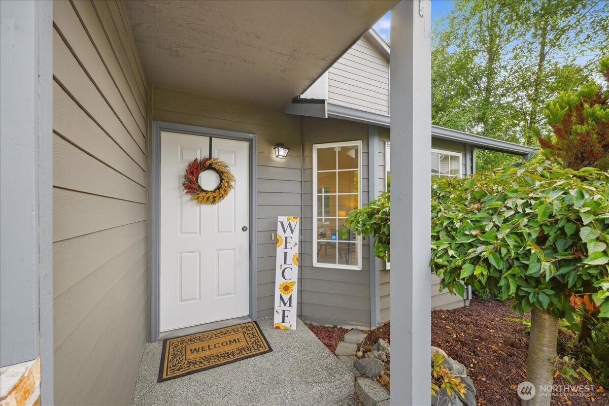 3403 151st Place Property Photo 3