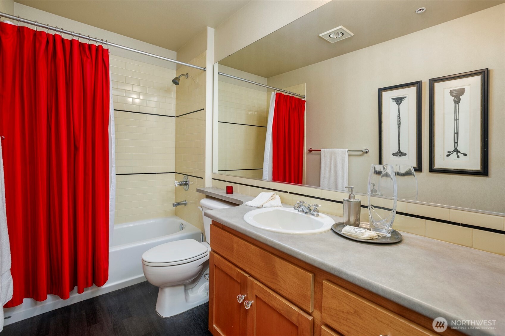 1909 10th Avenue 201 Property Photo 17