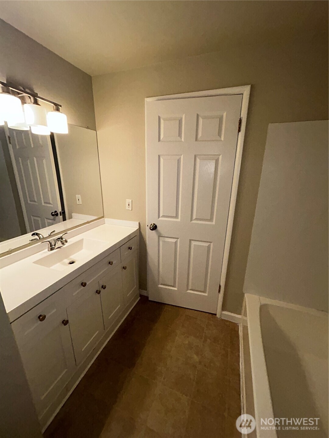 20812 25th Avenue Property Photo 11