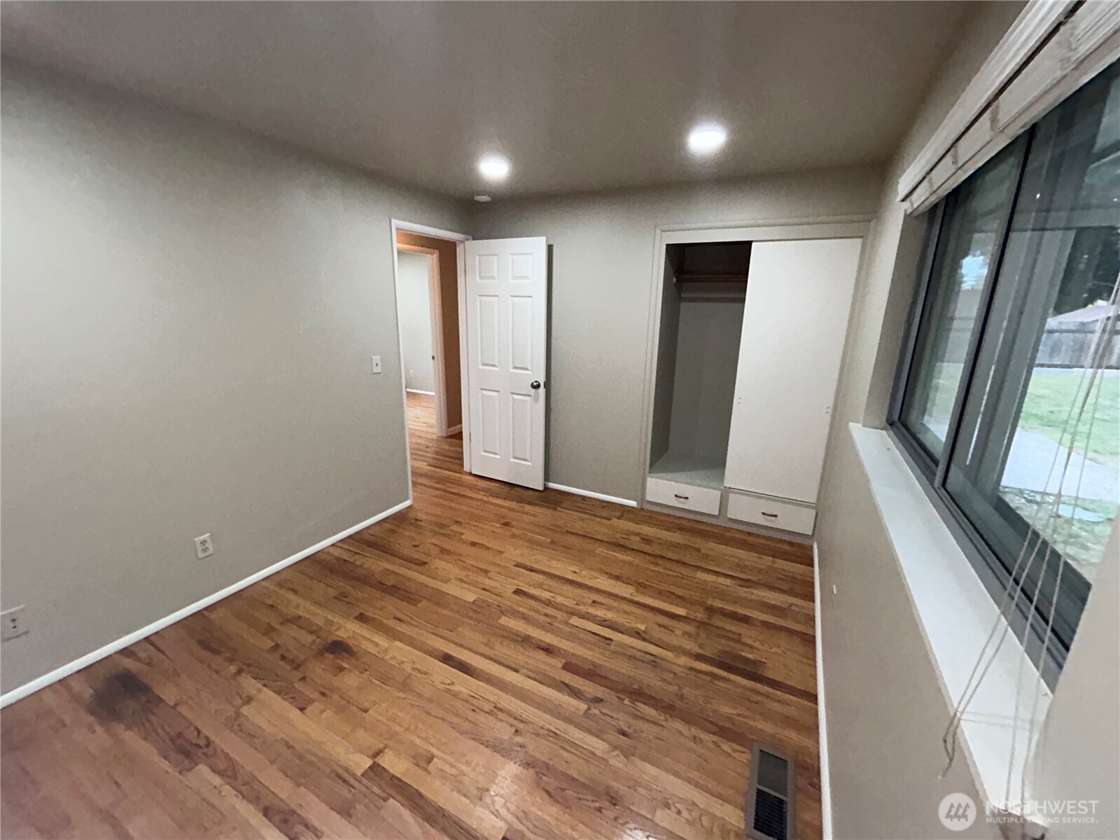 20812 25th Avenue Property Photo 17