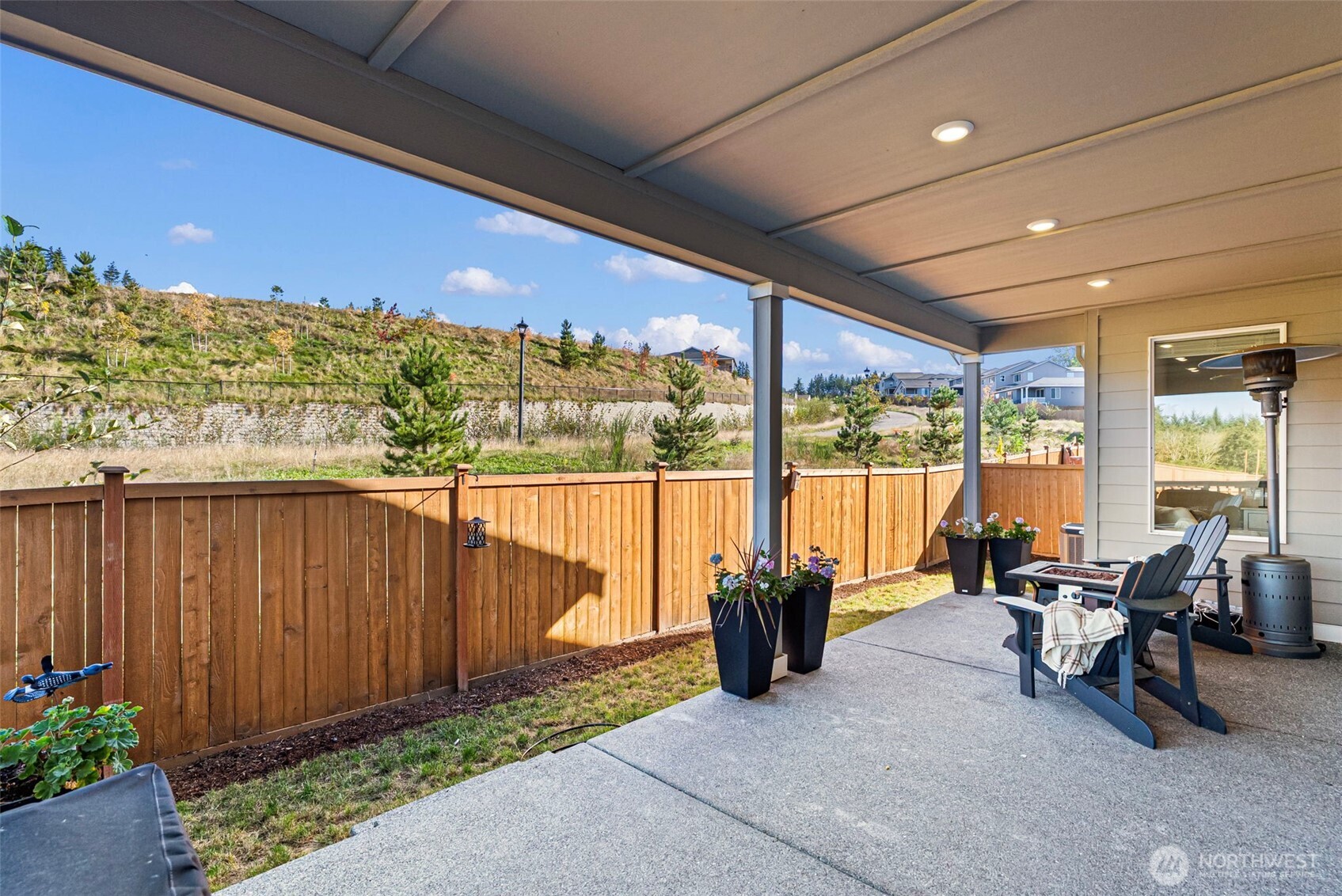 23606 Arbors Terrace Road Property Photo 8