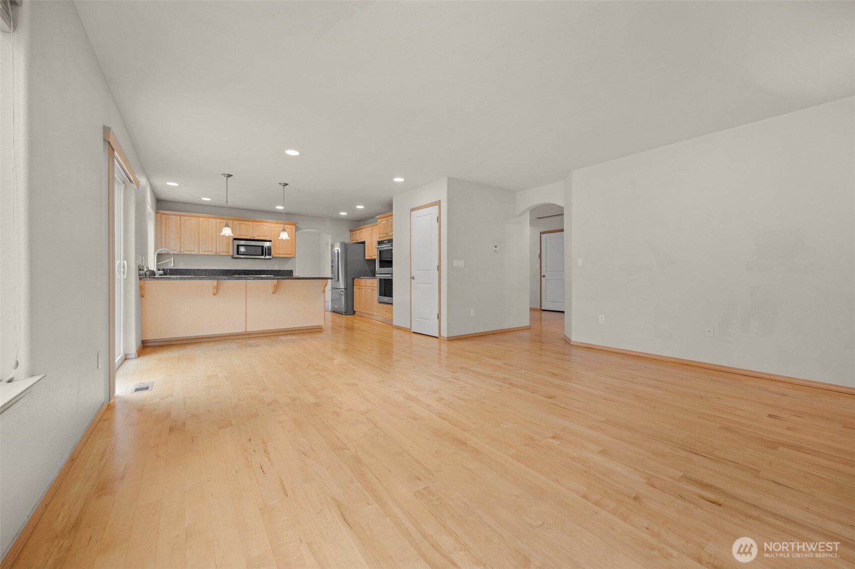 905 Hughes Lane Property Photo 14