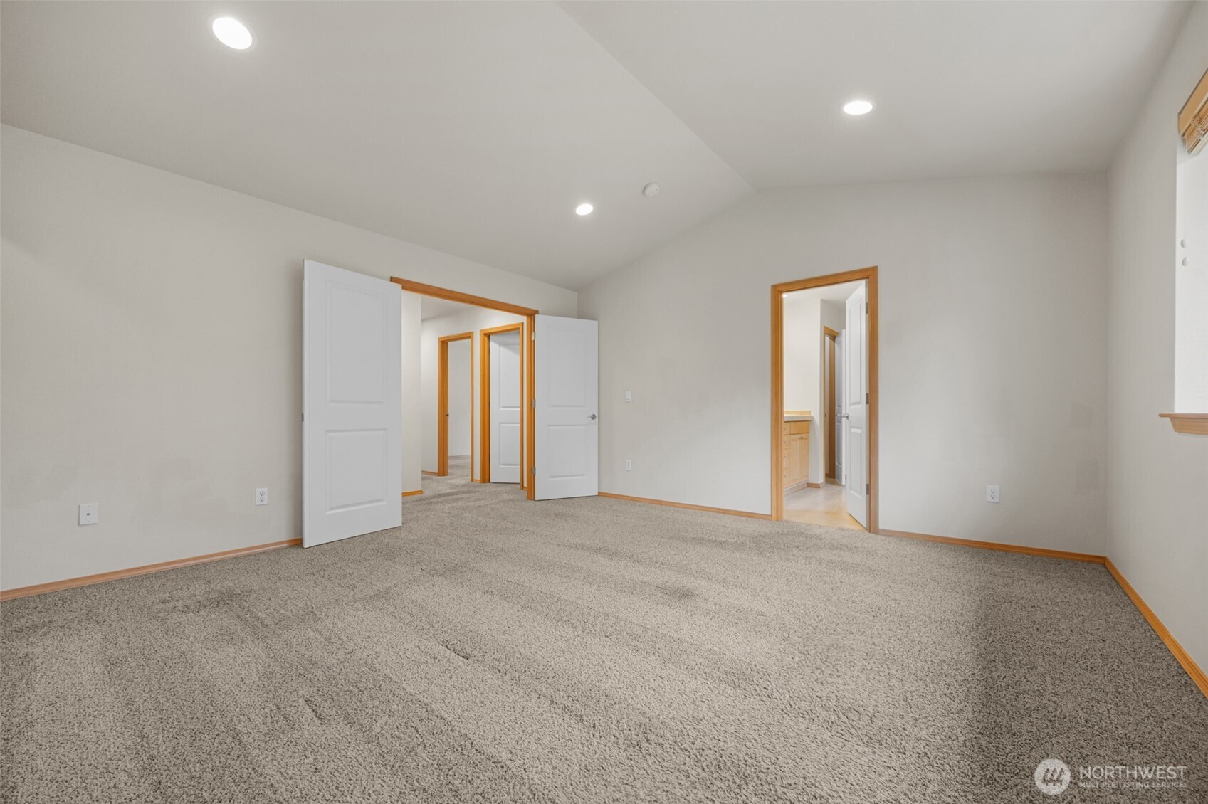 905 Hughes Lane Property Photo 22