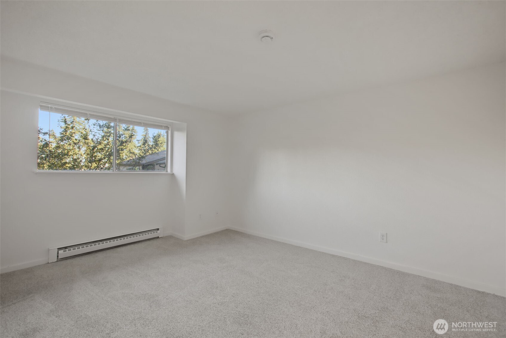 4705 176th Street B6 Property Photo 23