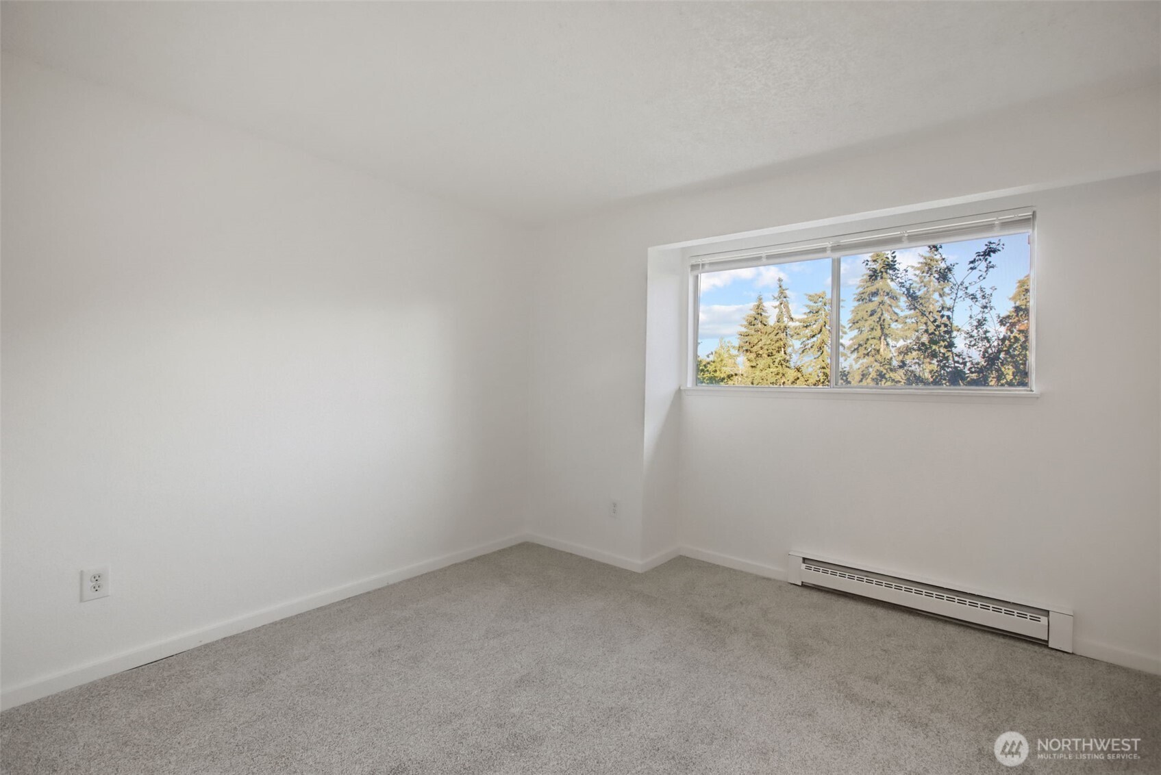 4705 176th Street B6 Property Photo 27