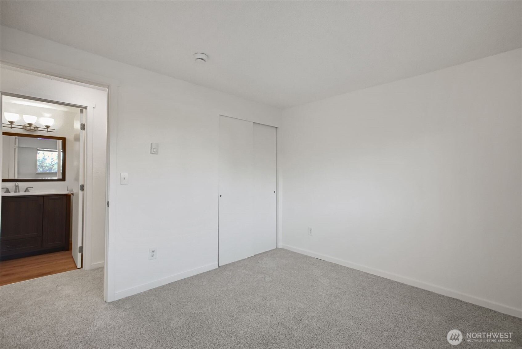 4705 176th Street B6 Property Photo 28