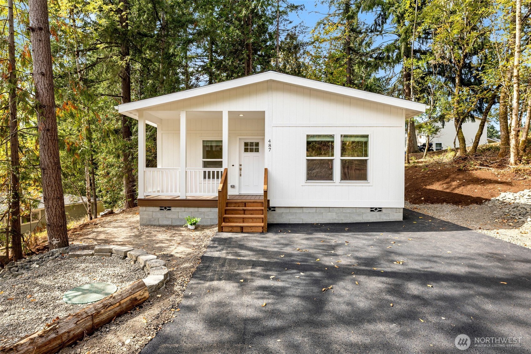 487 Haussler Road Property Photo 2