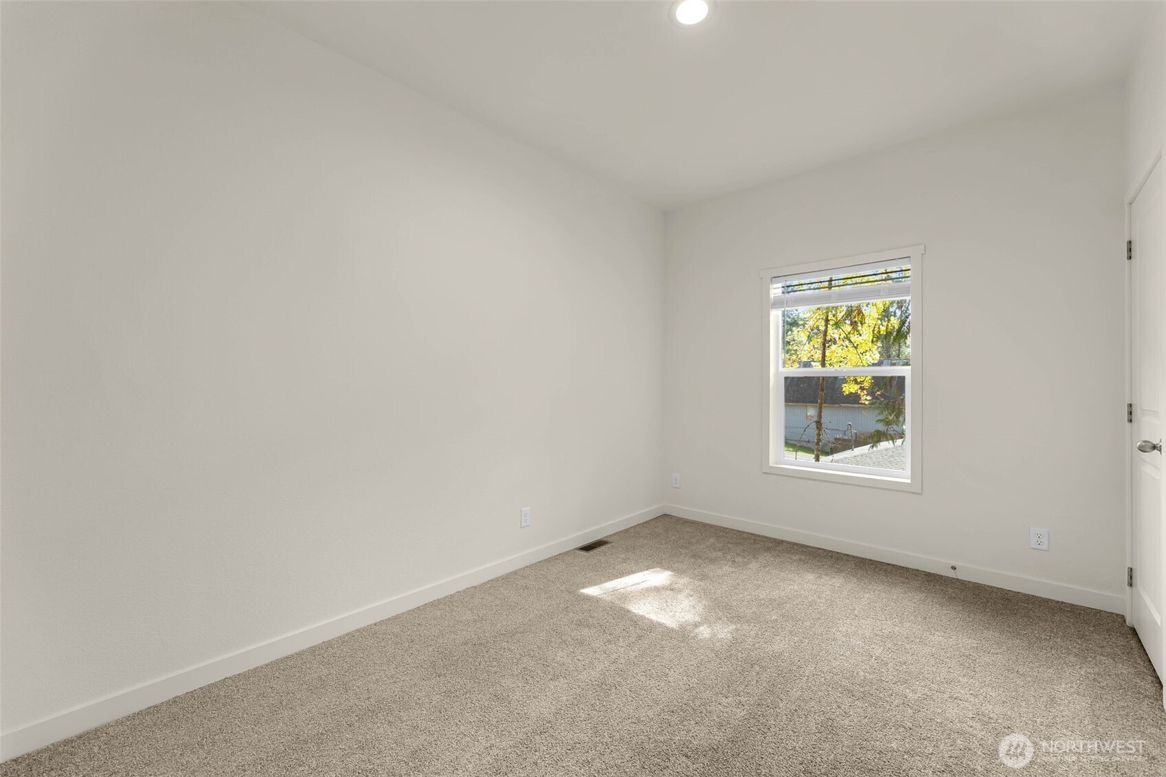 487 Haussler Road Property Photo 24