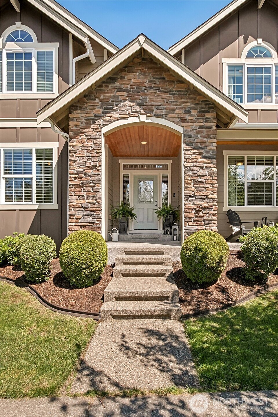 1670 Eagles Nest Place Property Photo 2