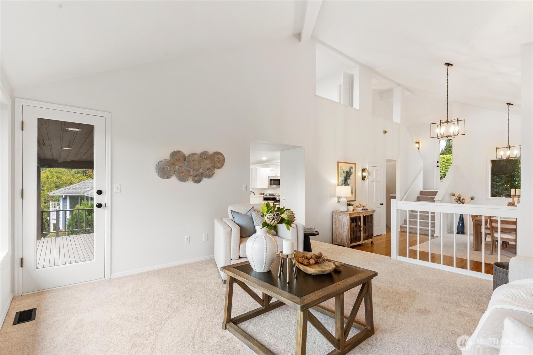 17105 76th Avenue Property Photo 7