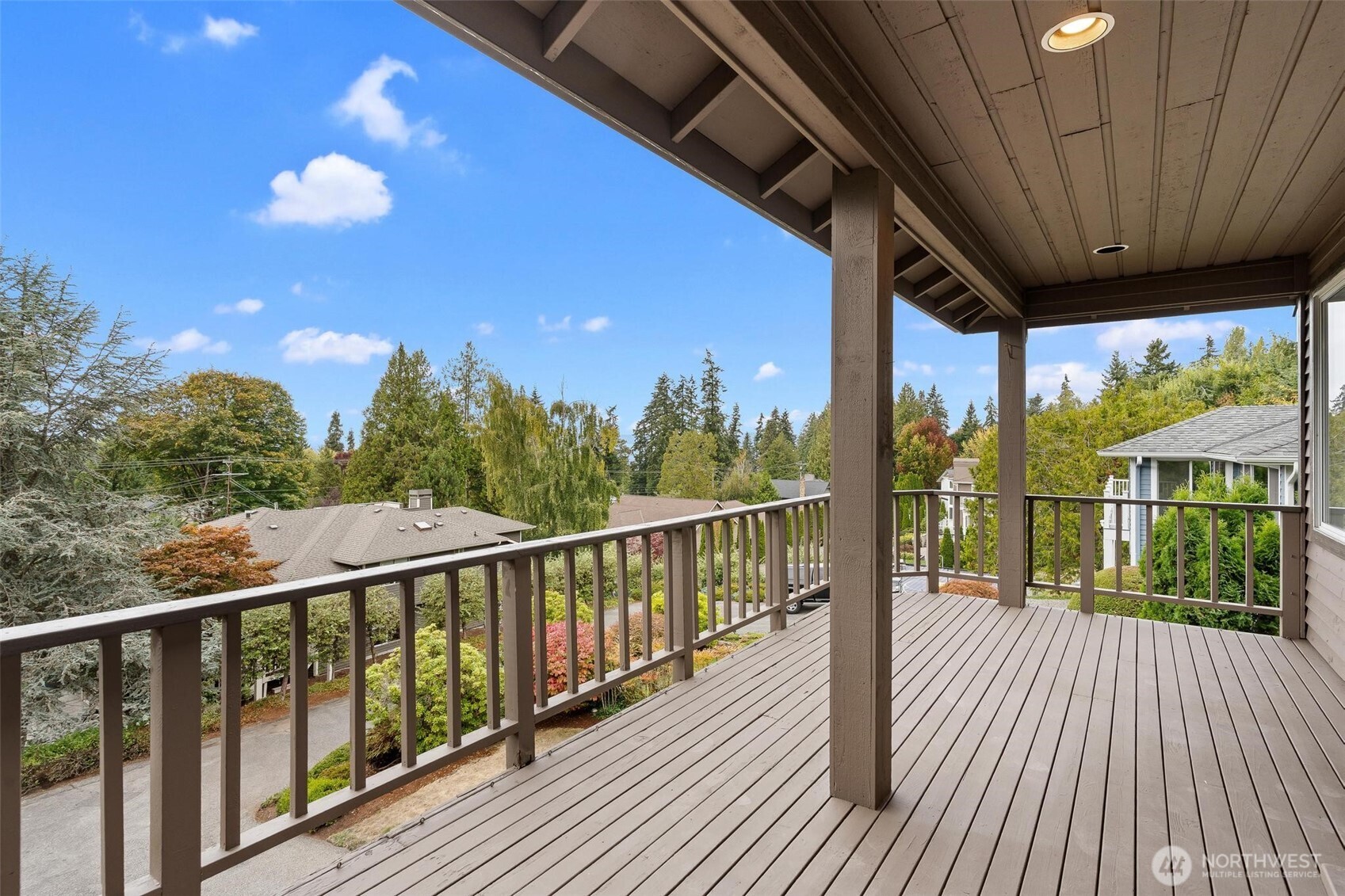 17105 76th Avenue Property Photo 12