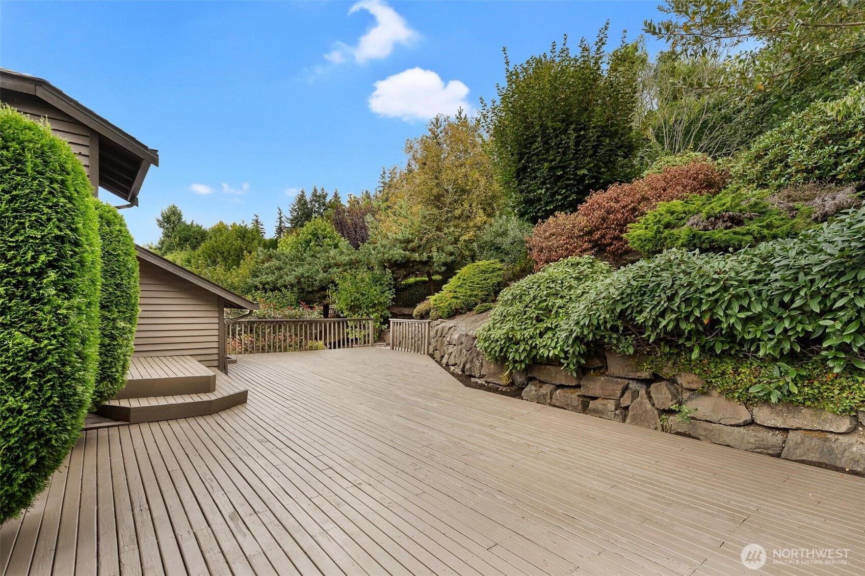 17105 76th Avenue Property Photo 34