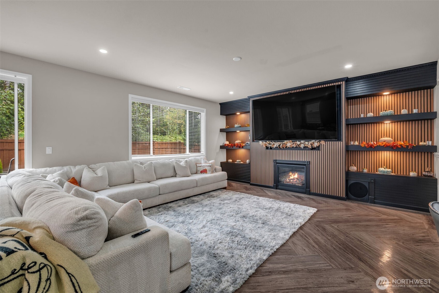 15029 Olympic Loop Property Photo 8