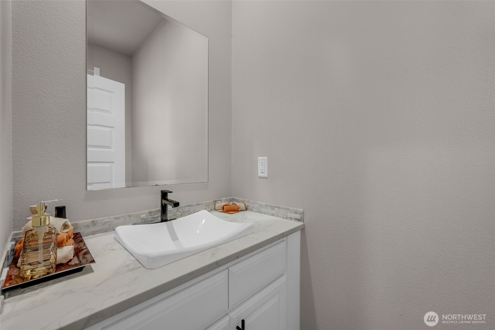 15029 Olympic Loop Property Photo 21