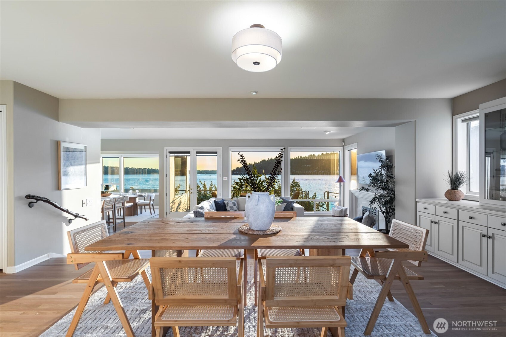 3711 Lake Washington Boulevard Property Photo 8