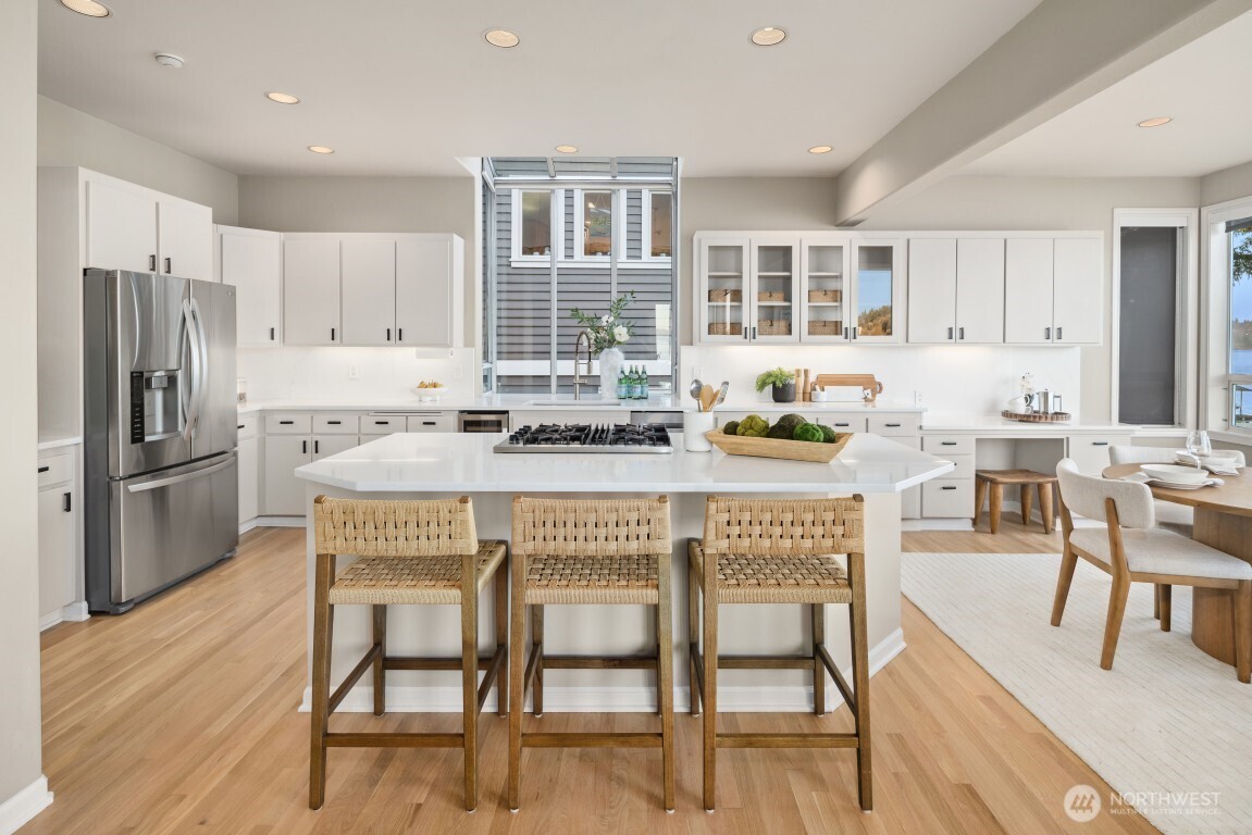 3711 Lake Washington Boulevard Property Photo 12