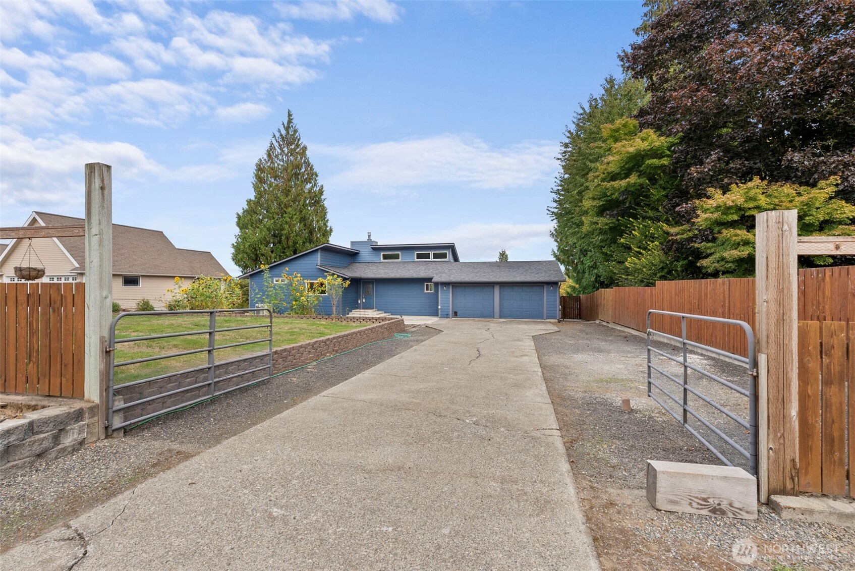 1715 Ham Hill Road Property Photo 2