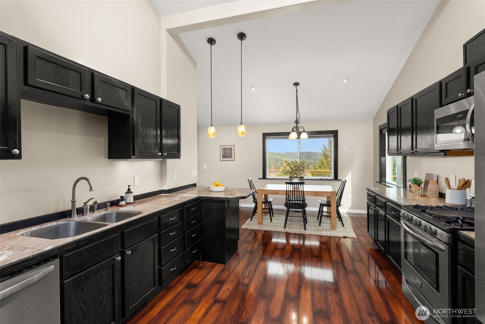 1715 Ham Hill Road Property Photo 10