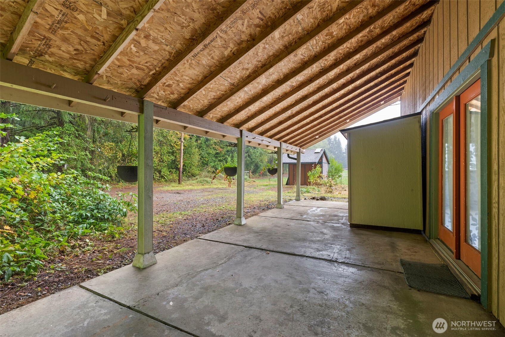 9415 Delphi Road Property Photo 6