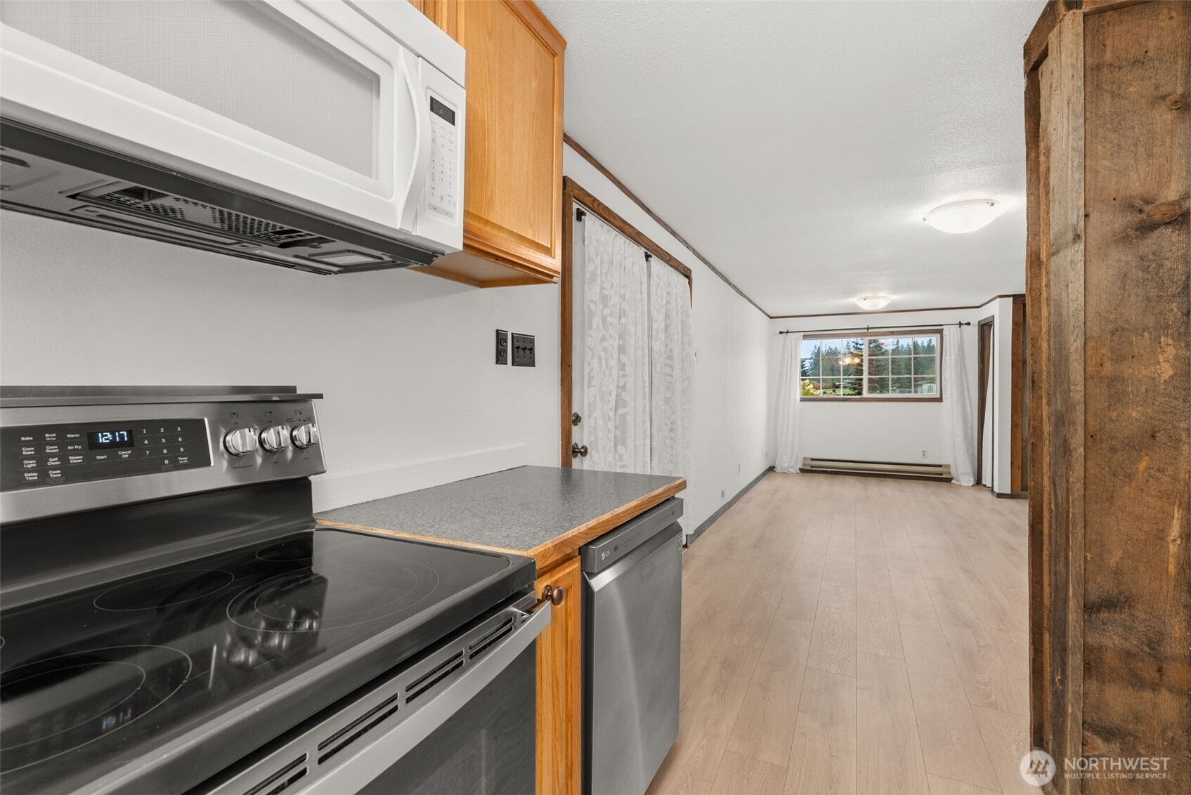9415 Delphi Road Property Photo 10