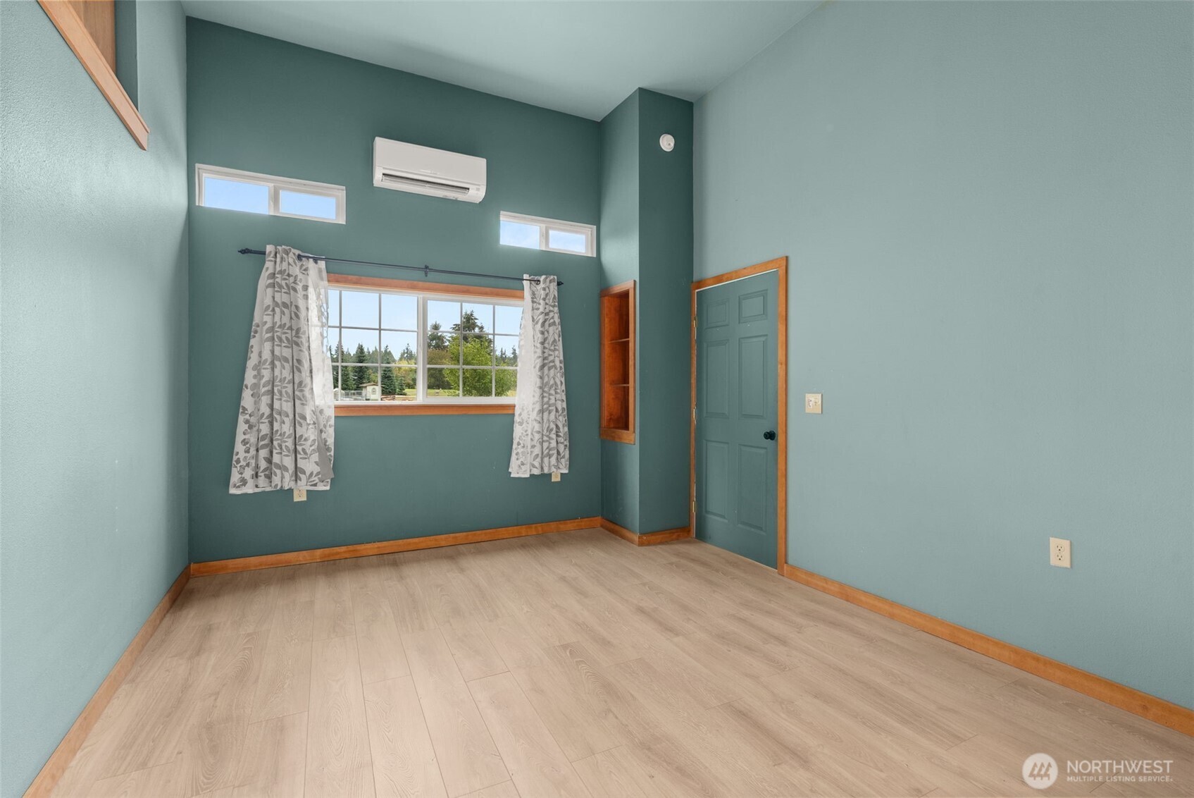 9415 Delphi Road Property Photo 11
