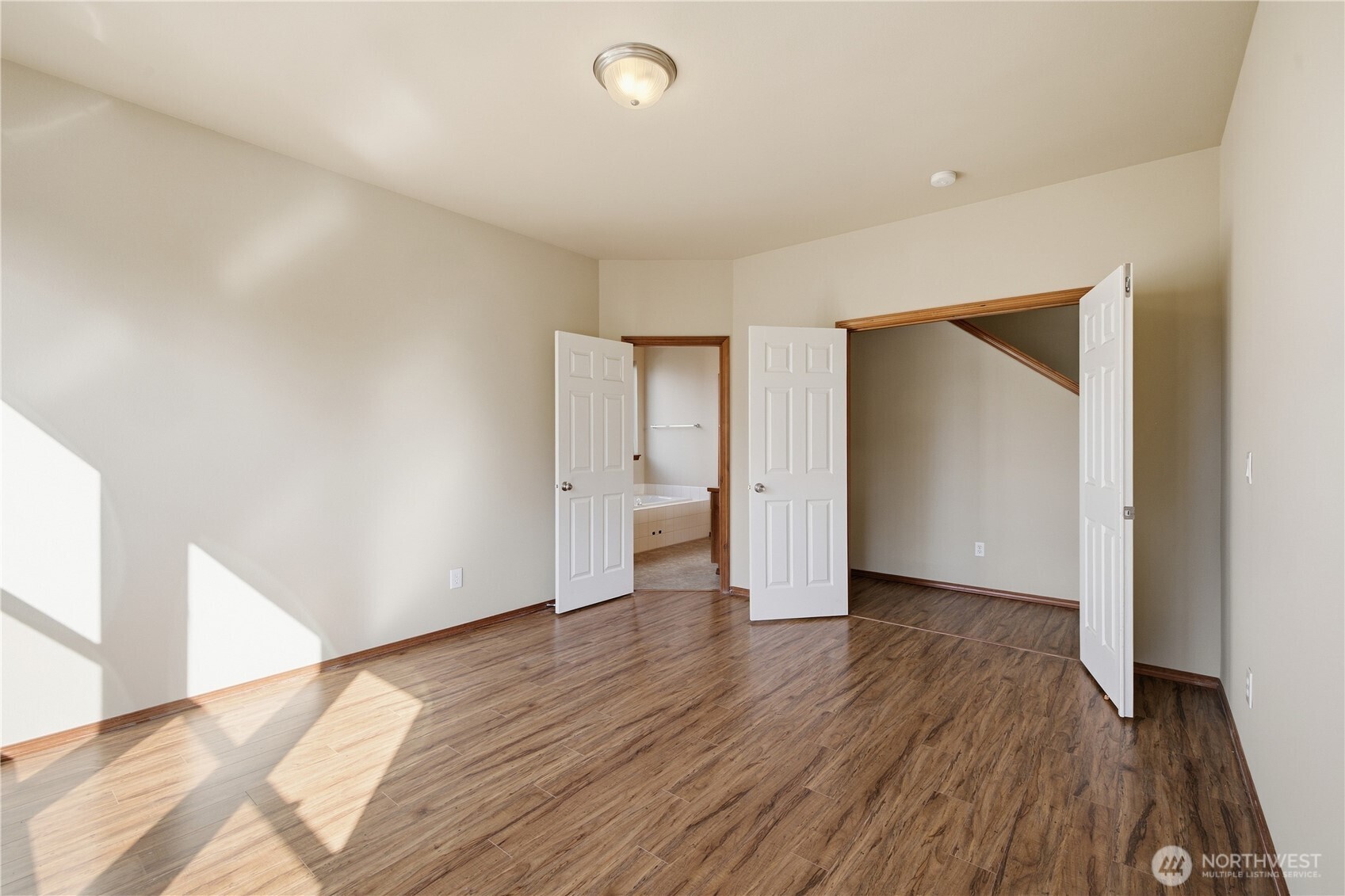 1752 S Prospect Lane Property Photo 17
