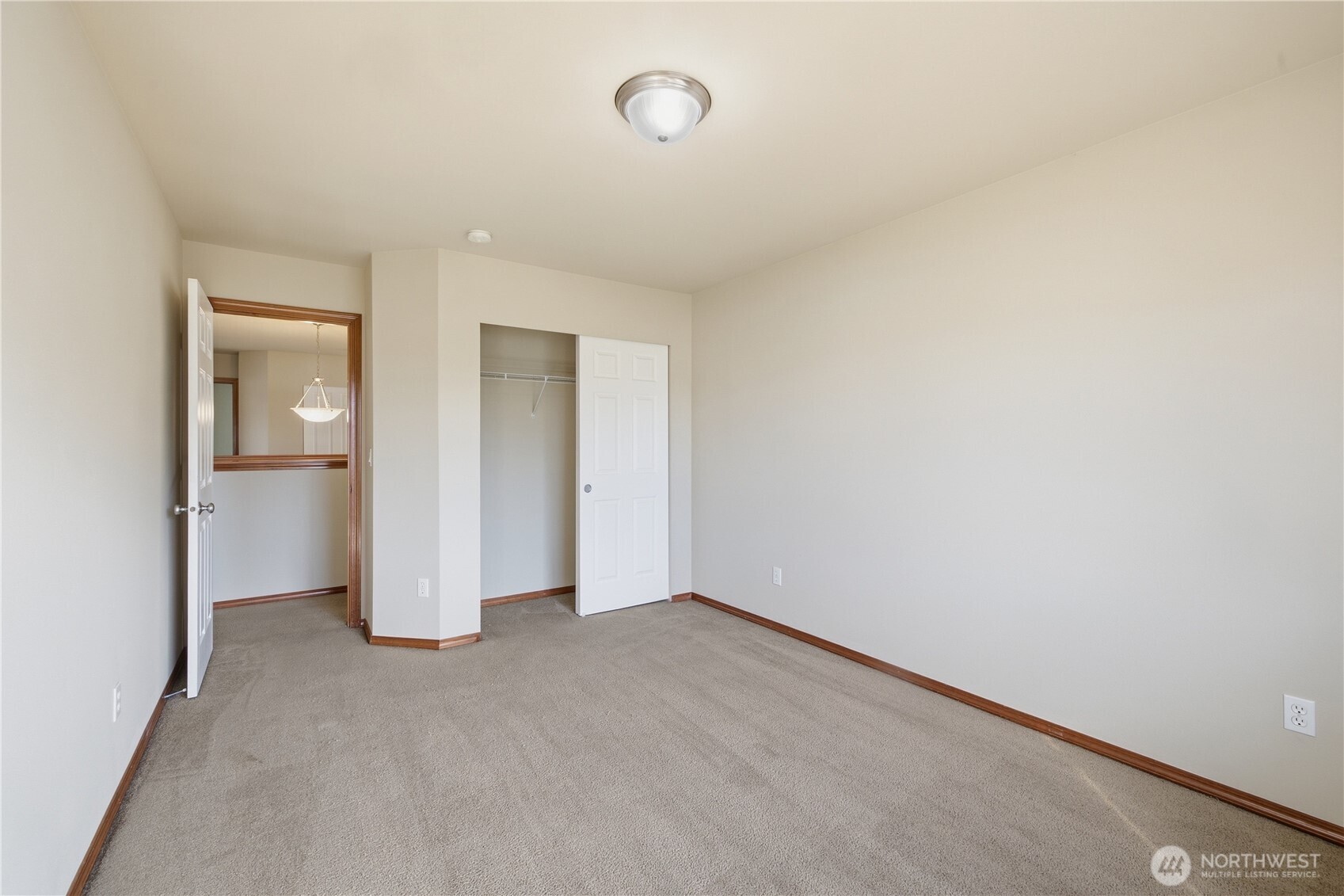 1752 S Prospect Lane Property Photo 34