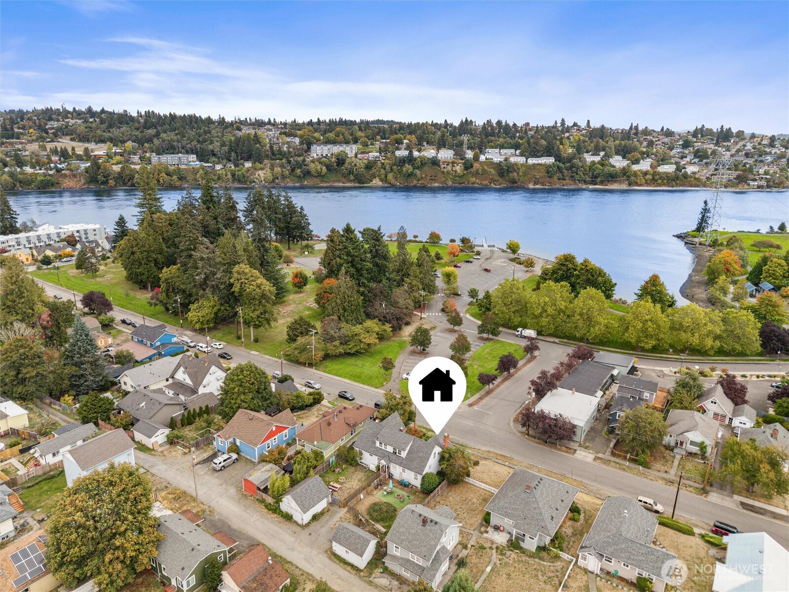 1327 Park Avenue Property Photo 11