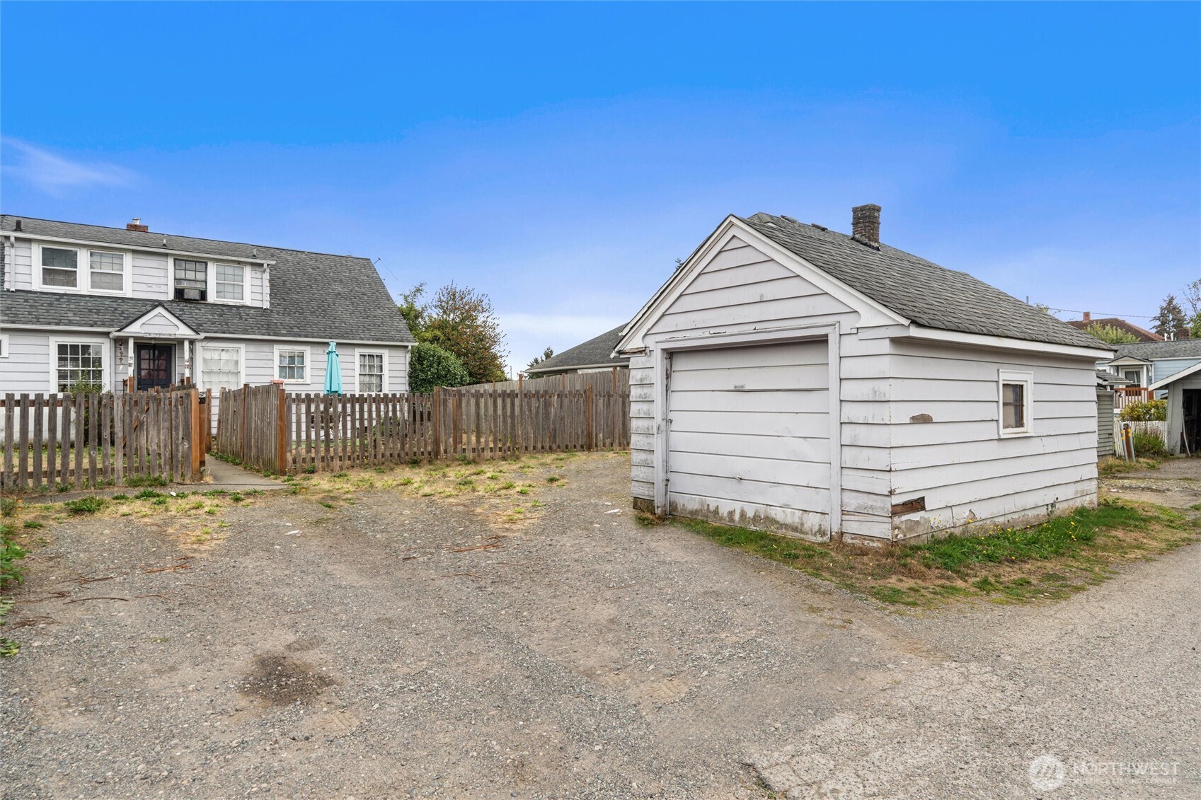 1327 Park Avenue Property Photo 30