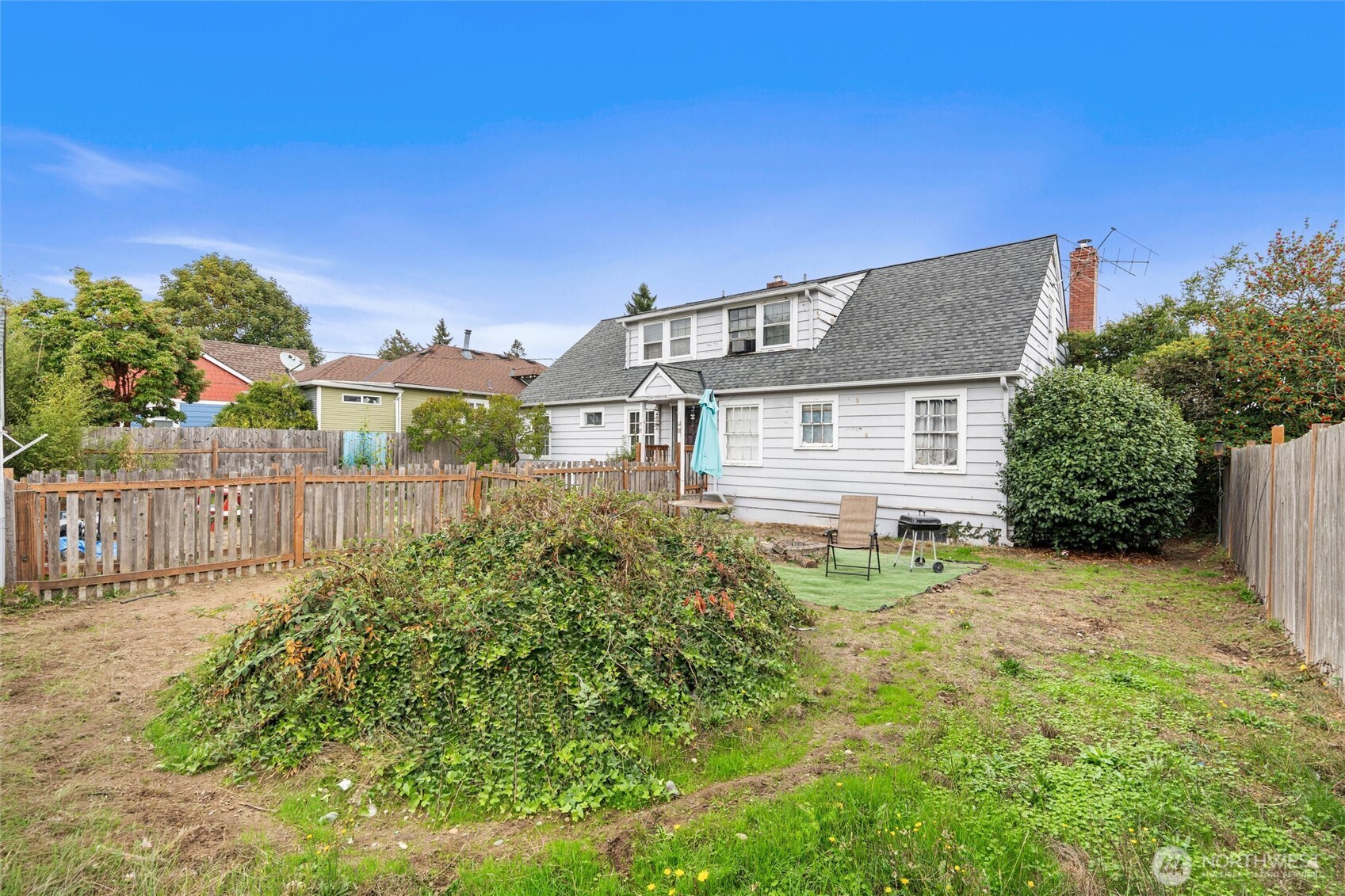 1327 Park Avenue Property Photo 32