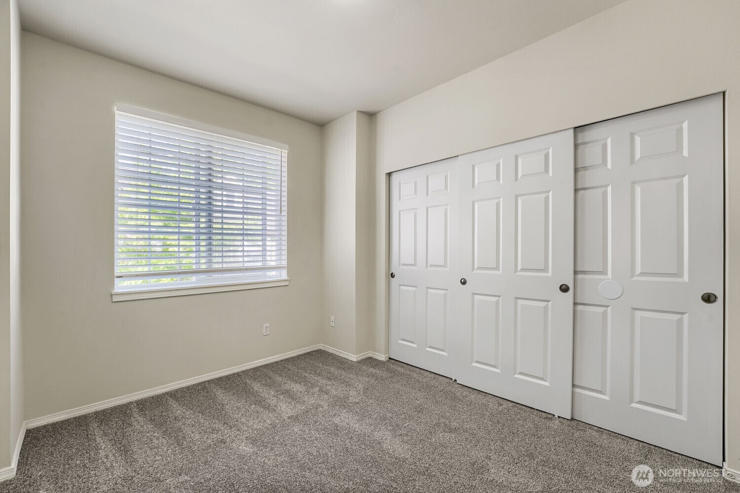1800 Ne 40th Street F3 Property Photo 15