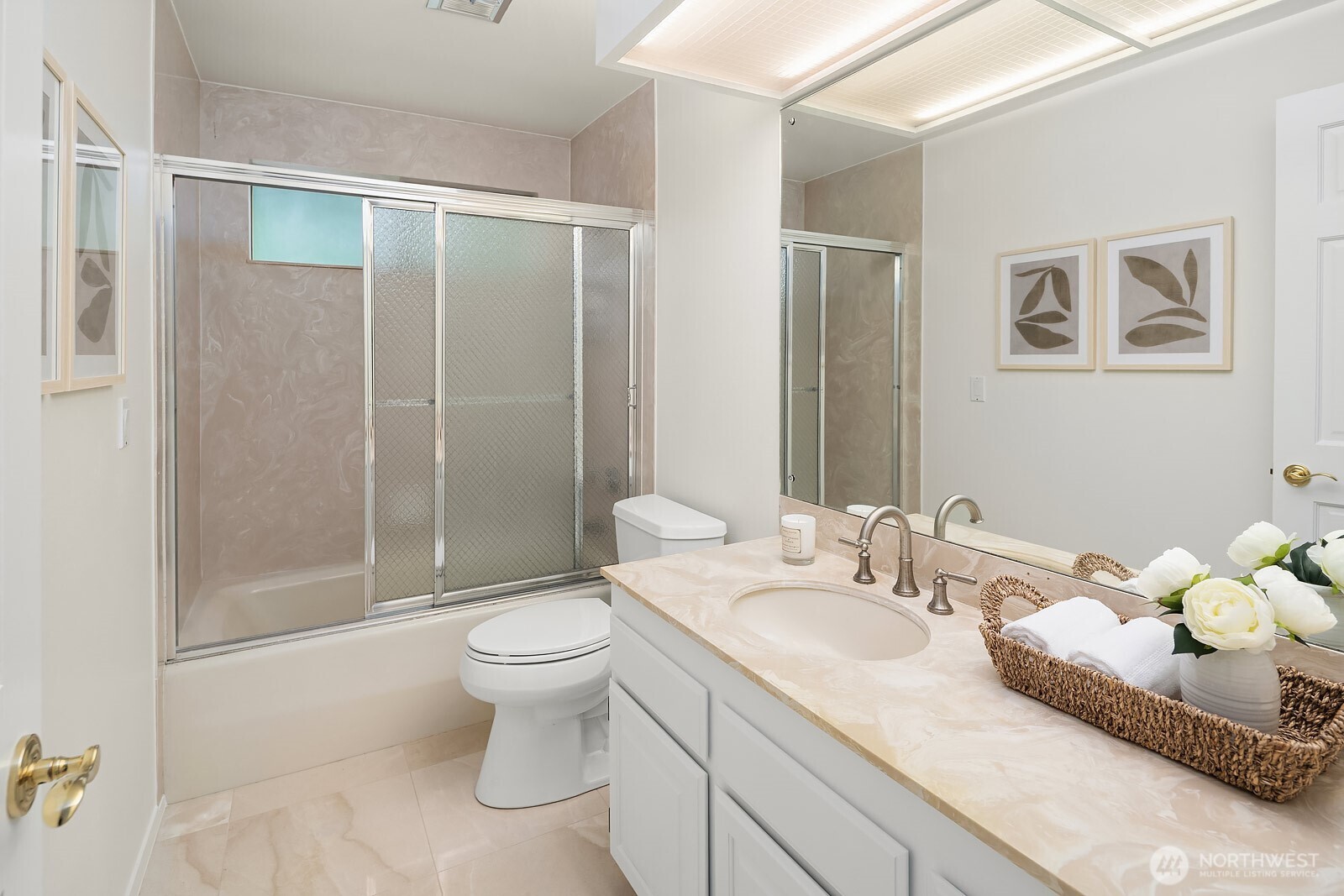 2725 Sahalee Drive Property Photo 24