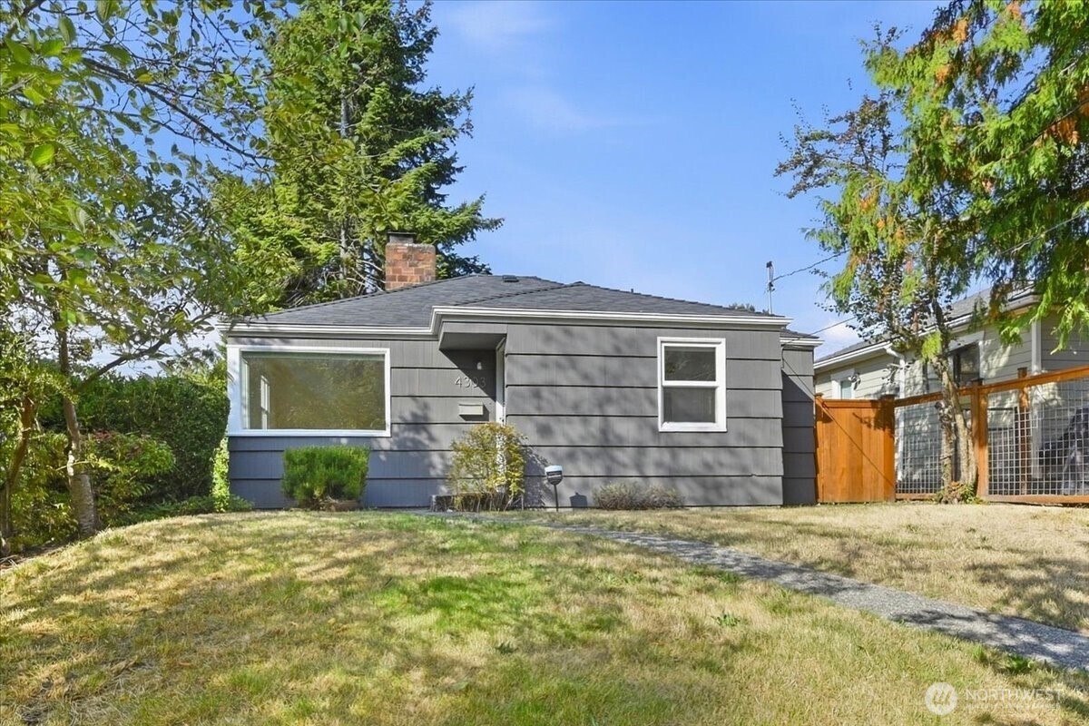 4303 Baker Avenue Property Photo 1